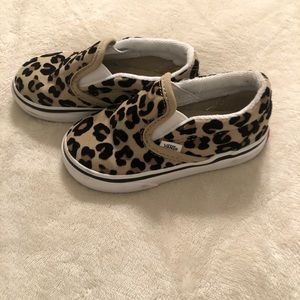 Toddler leopard vans!